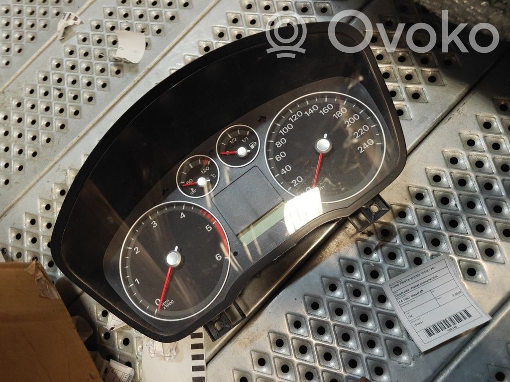 Ford Focus Speedometer (instrument cluster) 