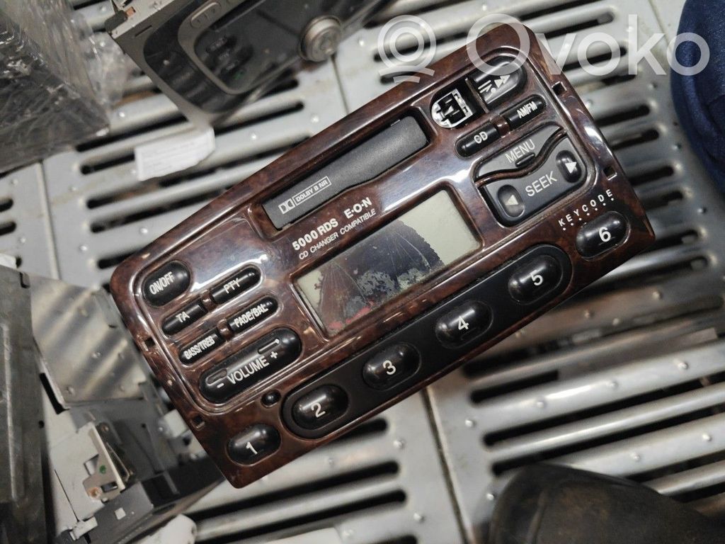 Ford Fiesta Radio/CD/DVD/GPS head unit 