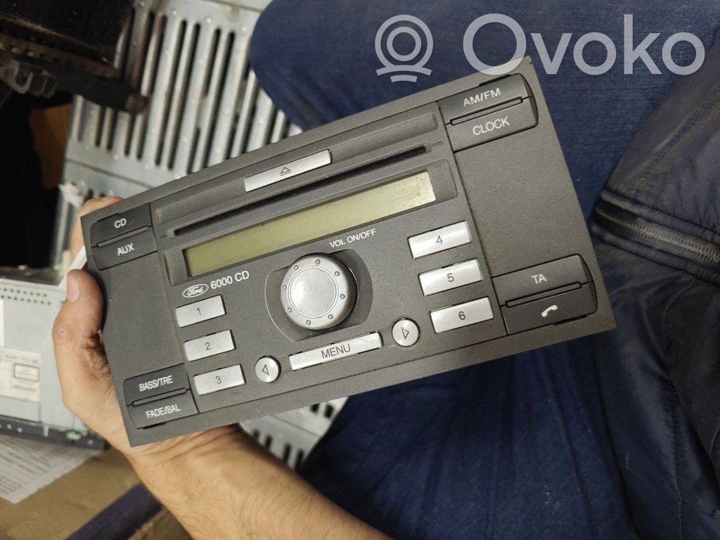 Radio / CD-Player / DVD-Player / Navigation   6S6118C815AF,6S6118C815AF,FORDFOCUSCMAX,KW2000,SINGLE
