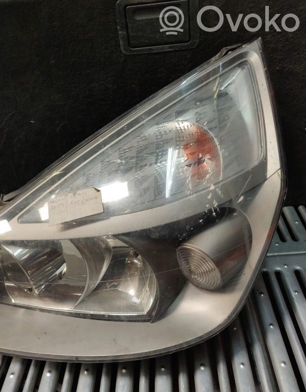 Headlight/headlamp   8200027144E,5DV00829000,COM