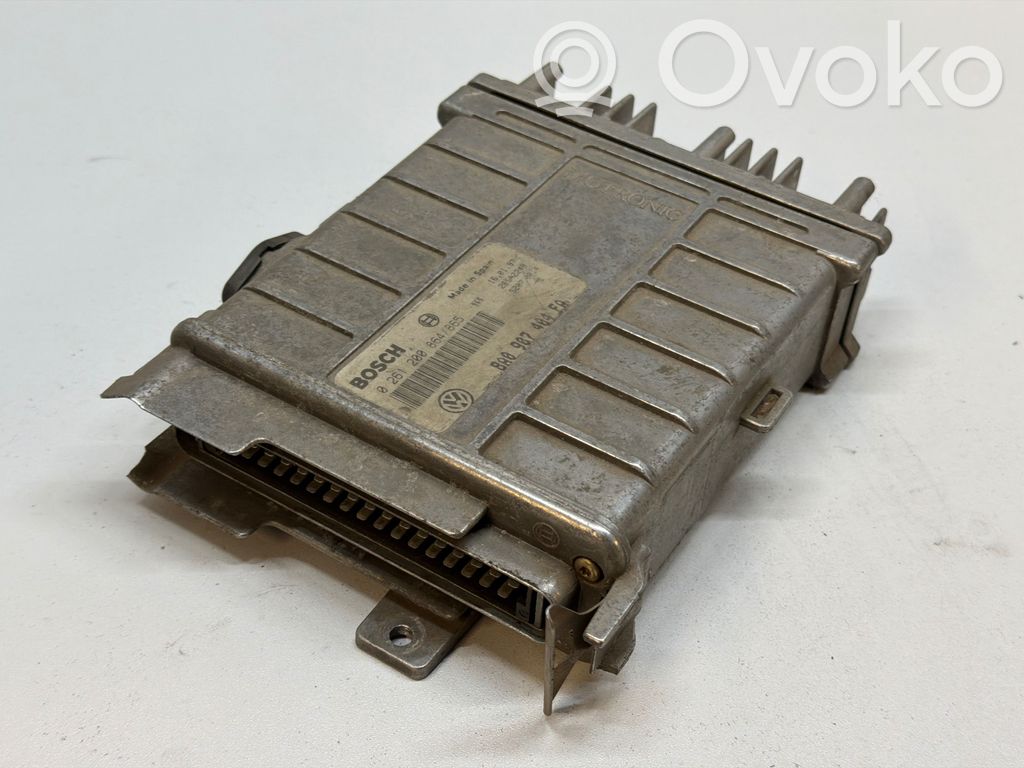 Volkswagen PASSAT B3 Engine control unit/module 
