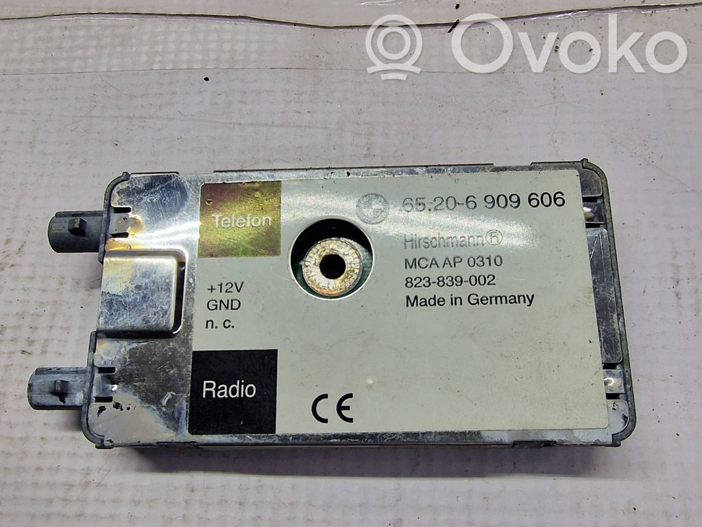 Antenna control unit   823839002