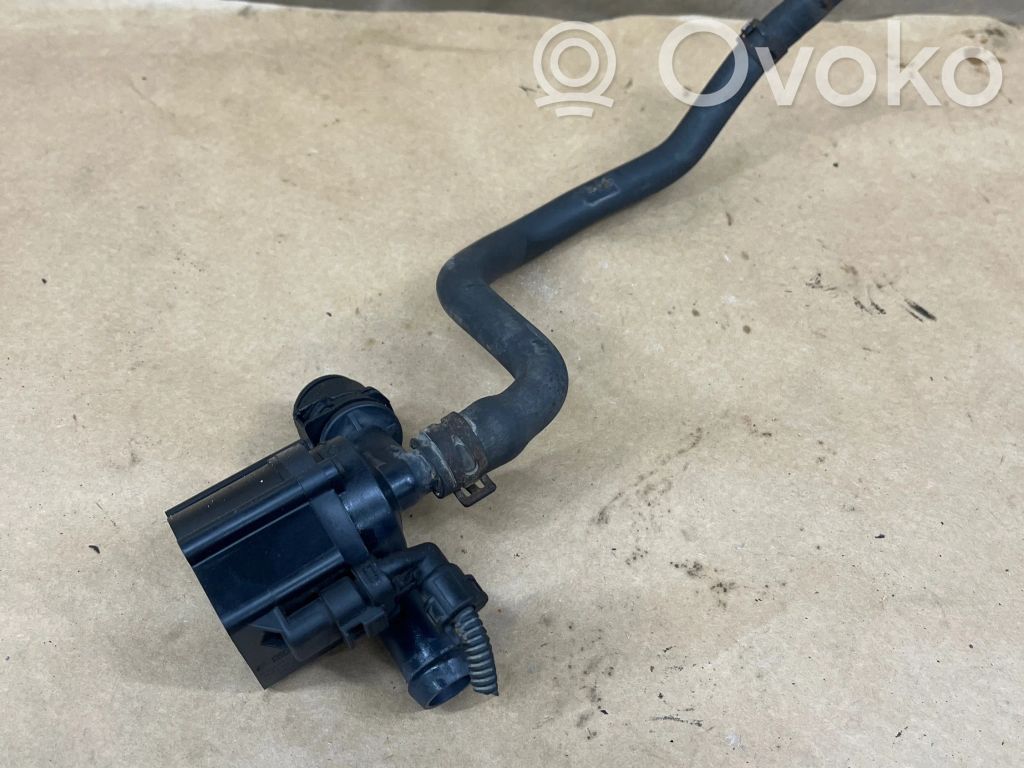 BMW 1 F20 F21 Pompa cyrkulacji / obiegu wody 
