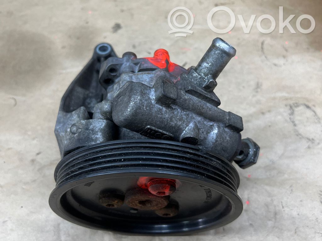BMW 3 E90 E91 Power steering pump 