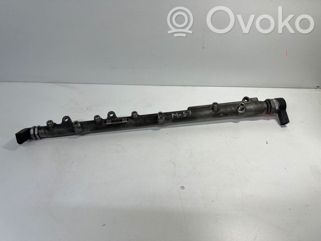 Fuel distributor   0445216023,133698