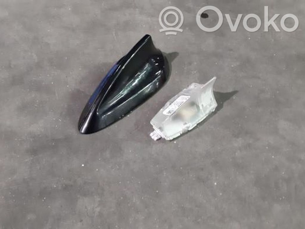 BMW 1 F20 F21 Radion antenni 