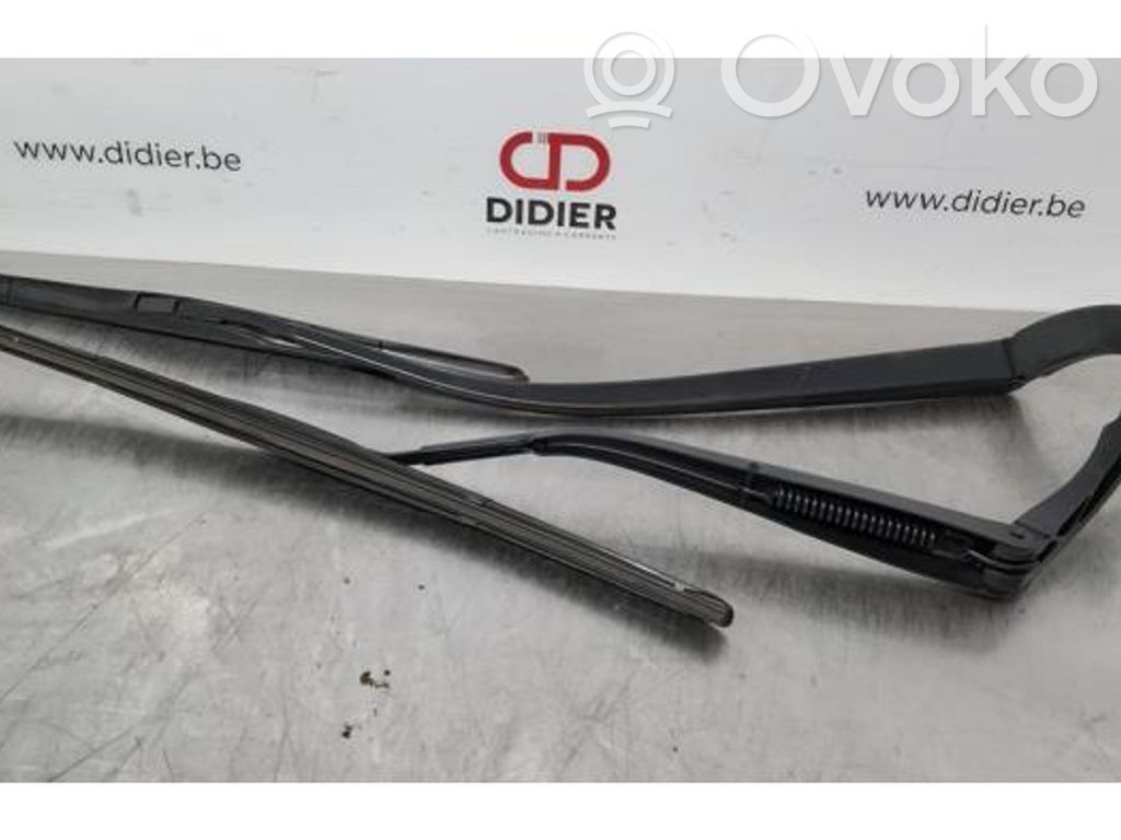 Wischerarm vorne   24438