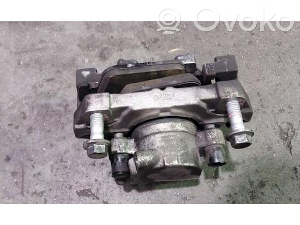 Volvo V60 Supporto della pinza del freno anteriore 