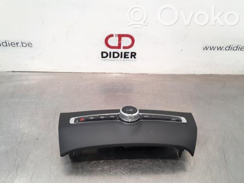 Panel radia   31398845