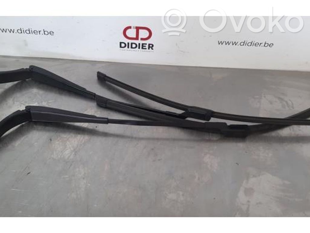 Opel Astra K Braccio della spazzola tergicristallo anteriore
