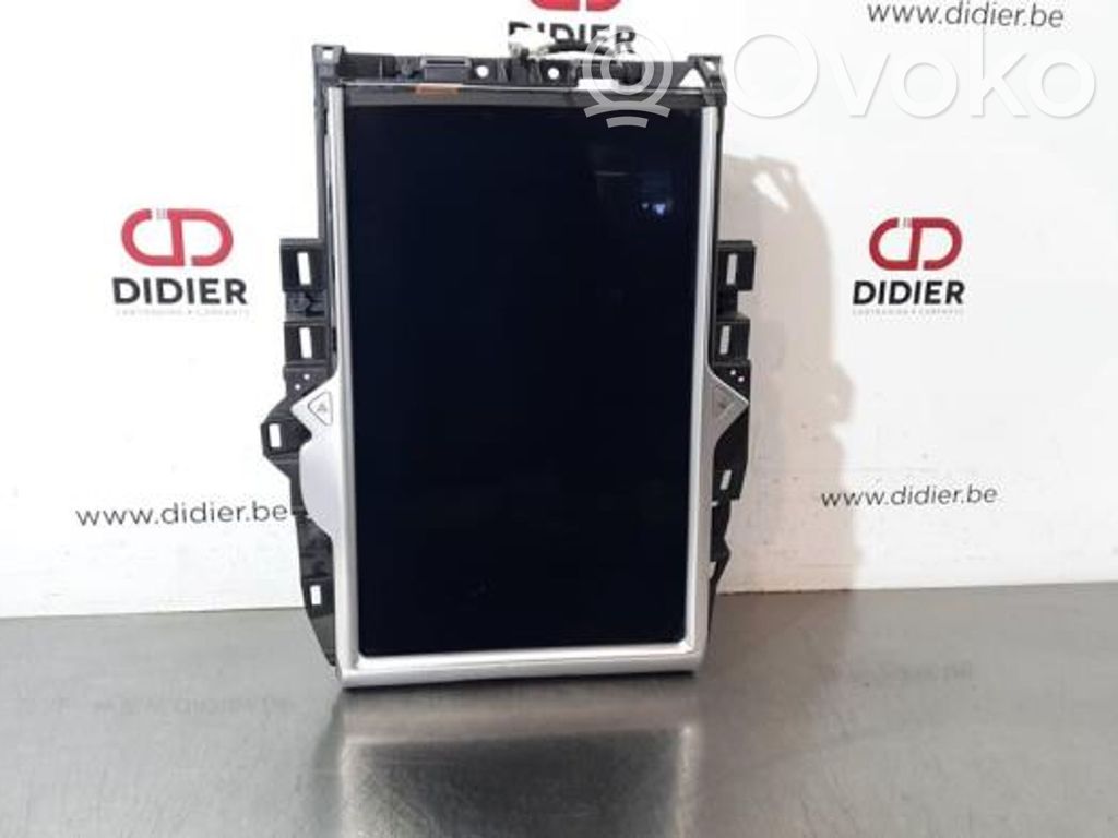 Tesla Model X Screen/display/small screen 