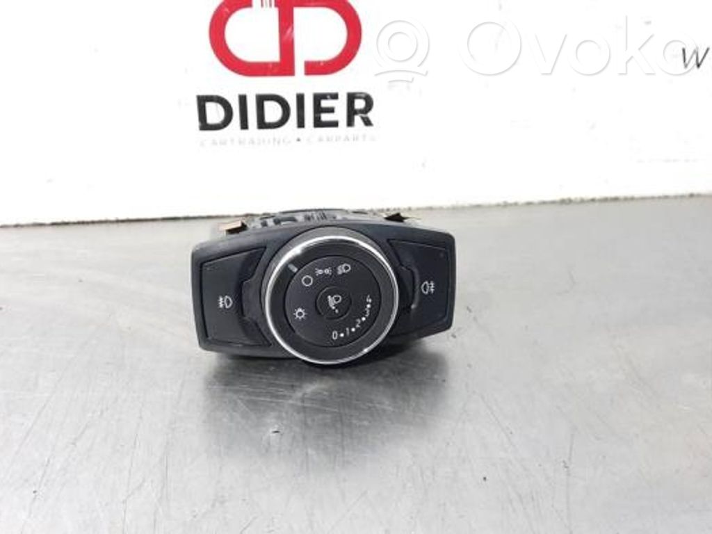 Headlight level height control switch   GK2T13D061AA