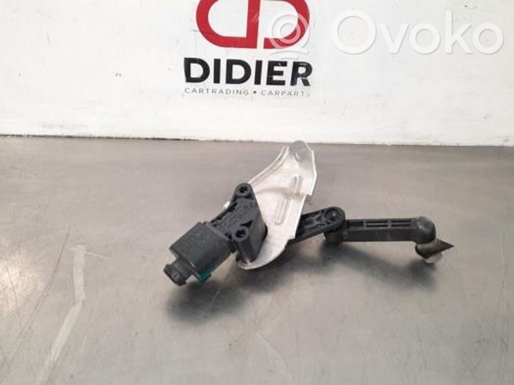 Front height sensor lever   42511700
