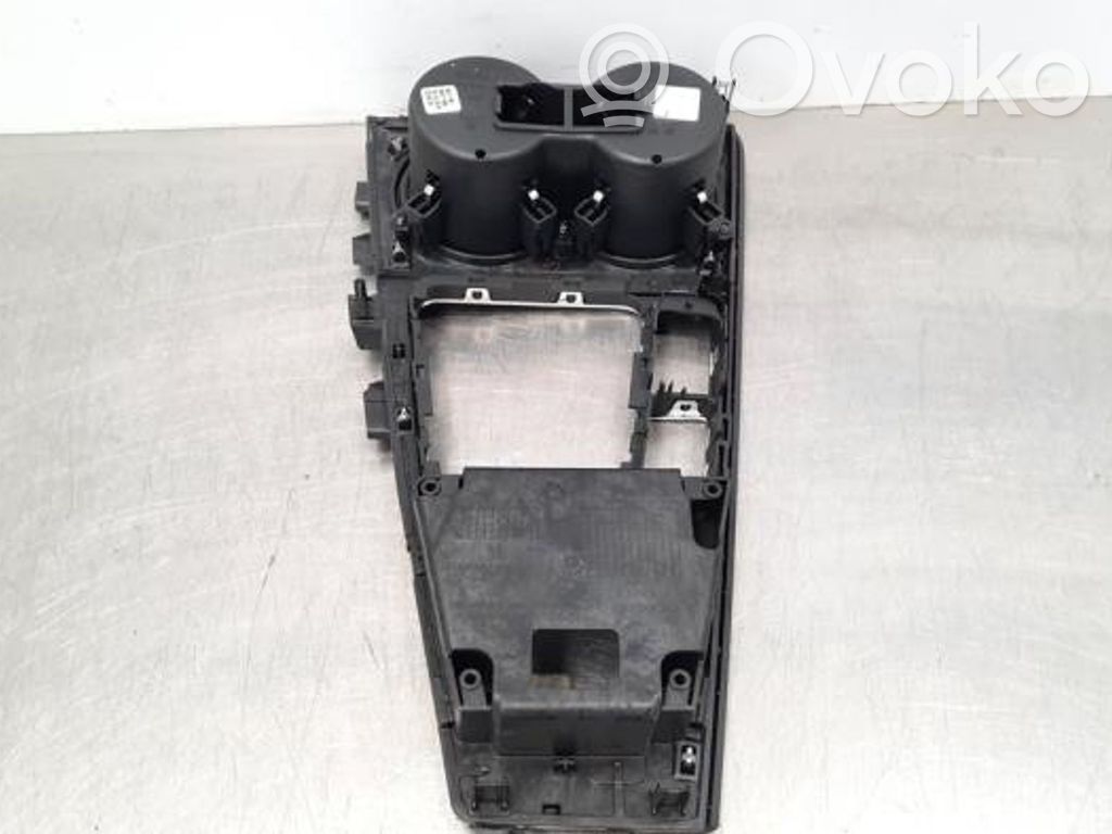 Audi A4 S4 B9 8W Consola central 