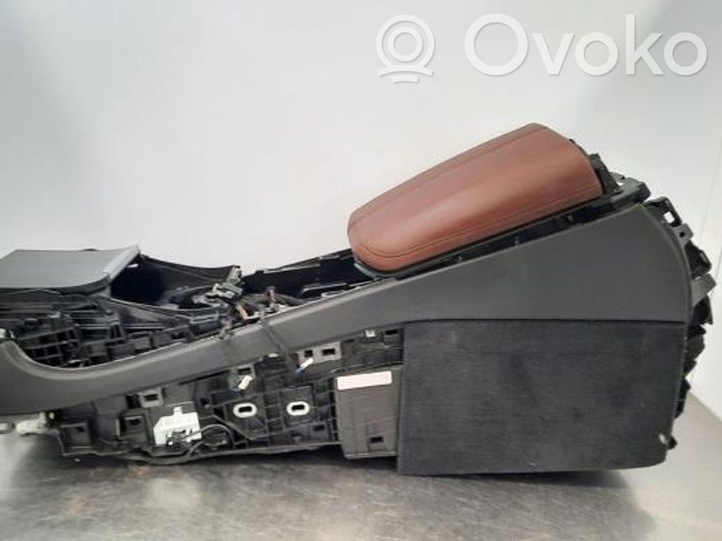 BMW X5 G05 Center console 