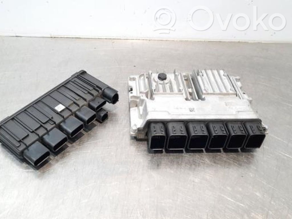 BMW X3 G01 Engine control unit/module 