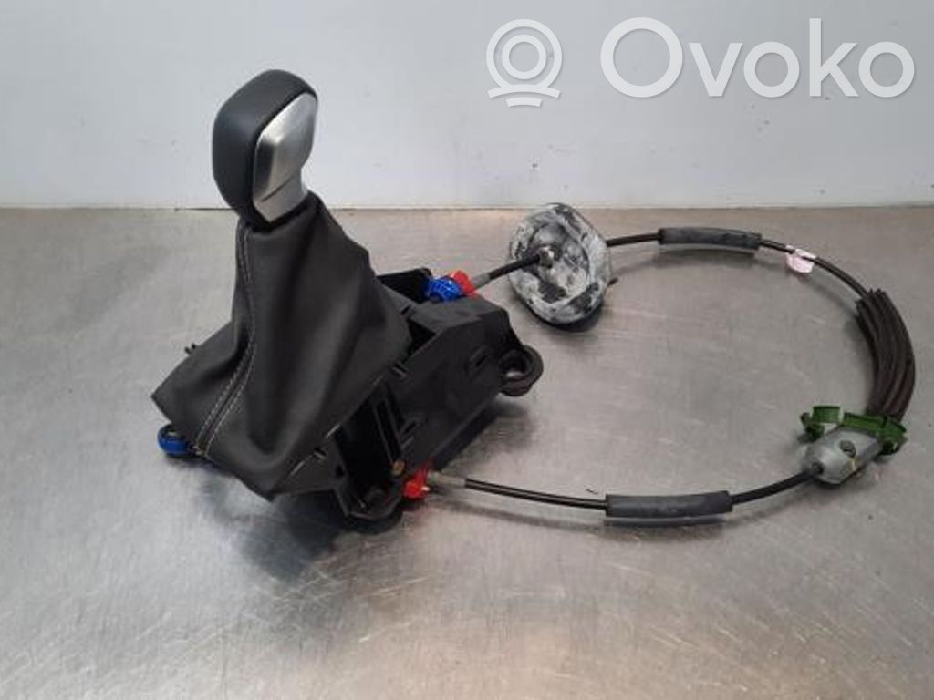 Citroen C3 Aircross Gear shifter/selector 