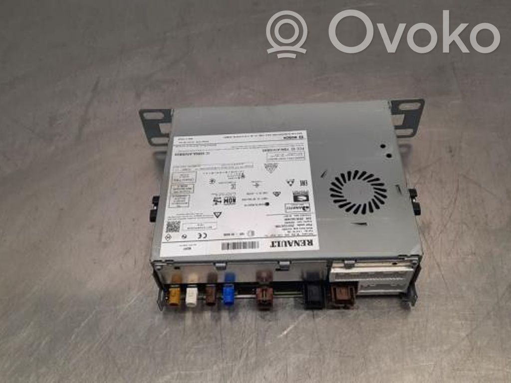 Renault Clio V Radio/CD/DVD/GPS head unit 