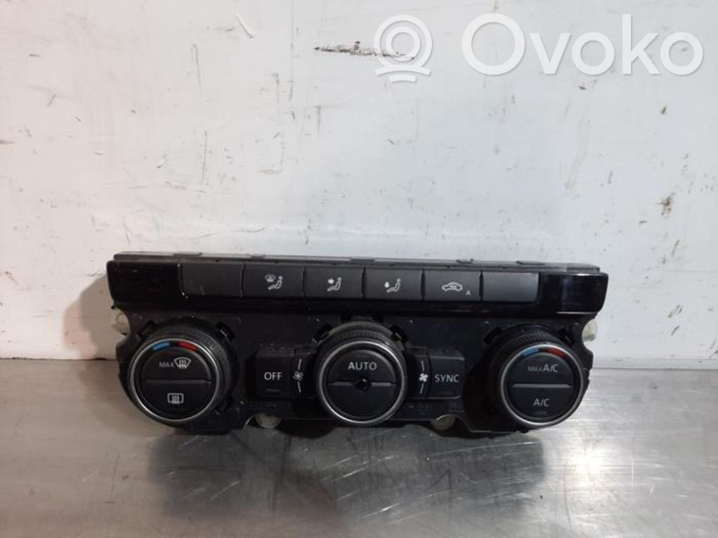 Volkswagen Tiguan Climate control unit 