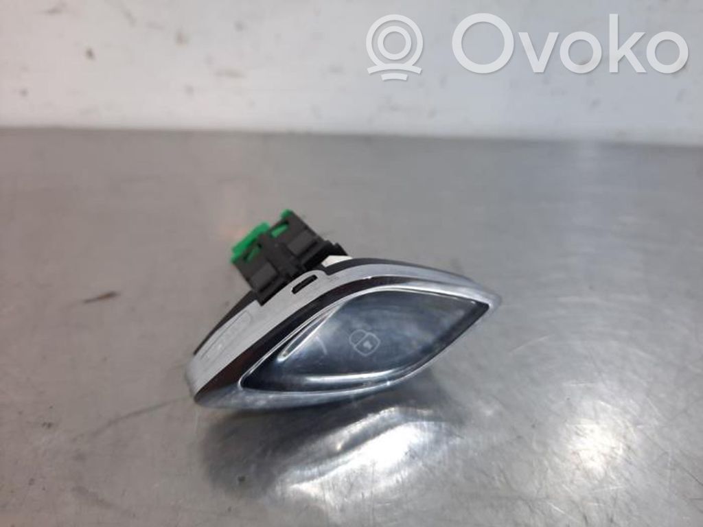 Citroen DS3 Interruttore a pulsante della chiusura centralizzata