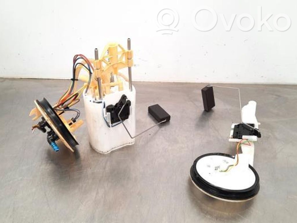 Audi Q3 8U Pompa carburante immersa 