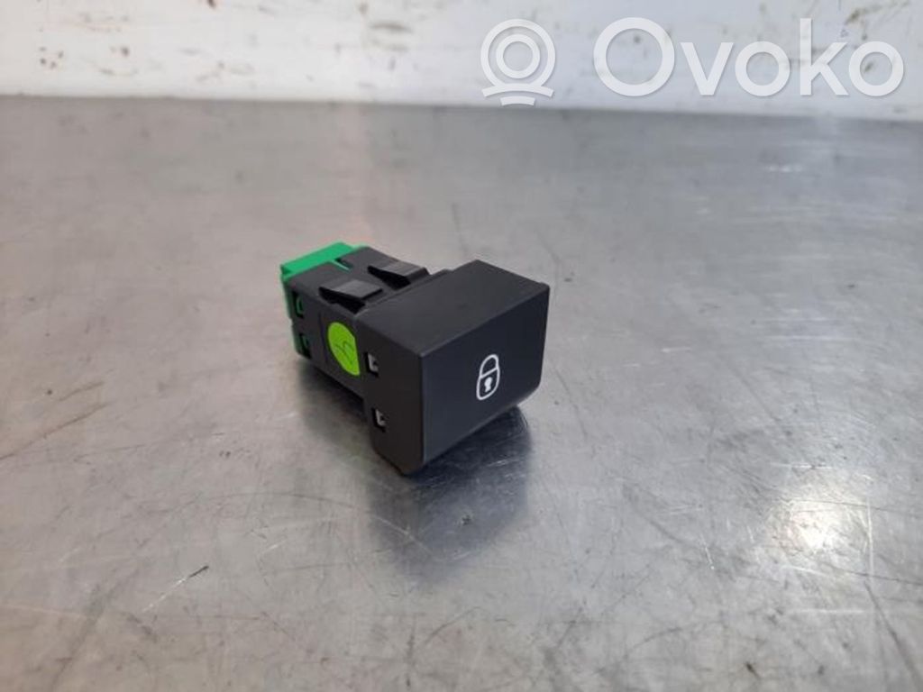 Citroen C4 II Central locking switch button 