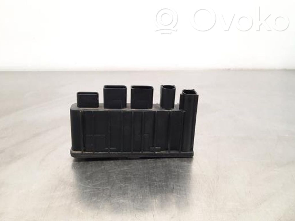 BMW X1 F48 F49 Unitate control antenă 
