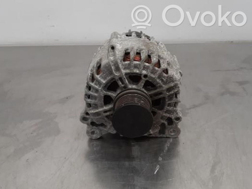 Volkswagen Transporter - Caravelle T5 Alternador 