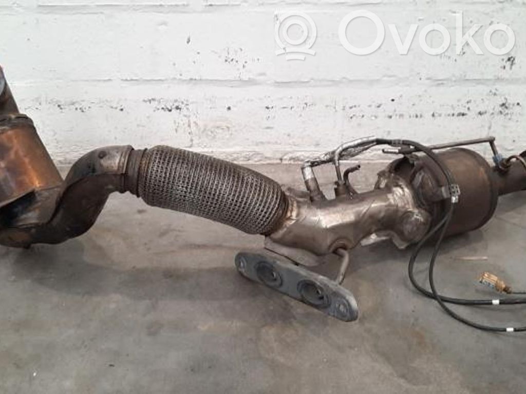 Volkswagen Golf VIII Filtr cząstek stałych Katalizator / FAP / DPF 