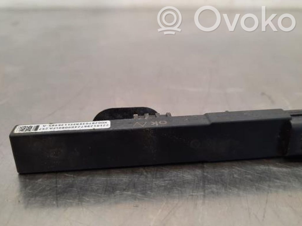 Keyless system antenna