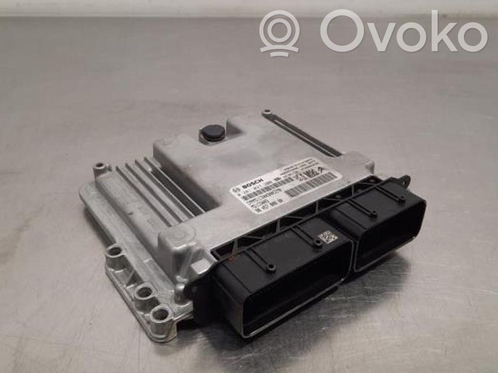 Peugeot 208 II Engine control unit/module 