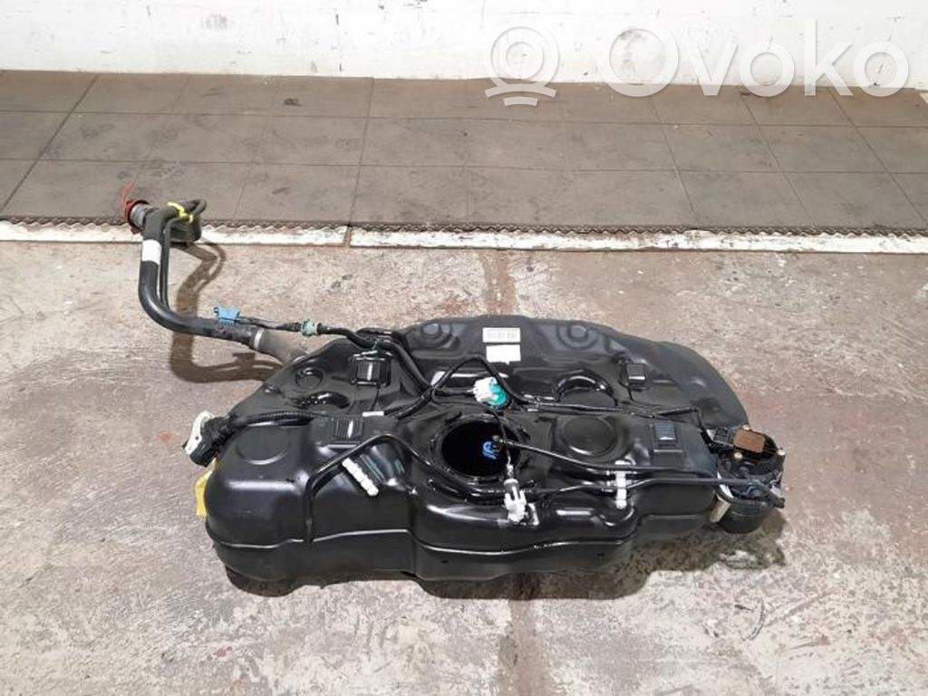 Opel Astra K Polttoainesäiliö 