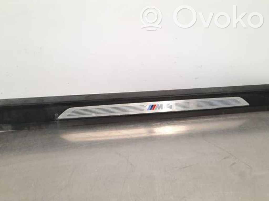 BMW M4 F82 F83 Listwa / Uszczelka szyby drzwi przednich 