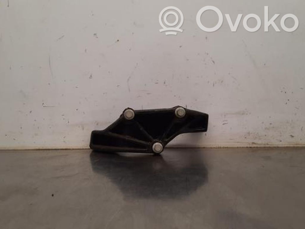 Ford Transit Engine mount bracket 