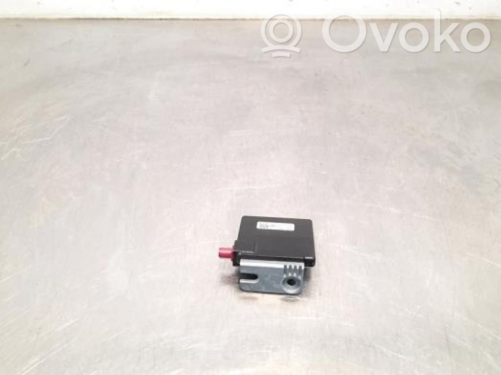Volkswagen ID.3 Aerial antenna amplifier 