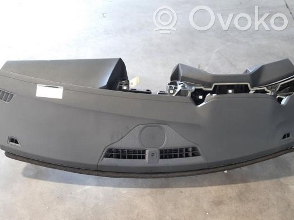 Peugeot 408 II Panel de instrumentos 