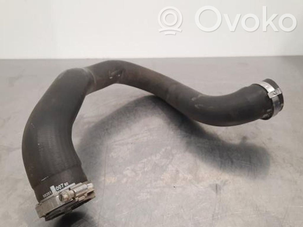Opel Grandland X Tube d'admission de tuyau de refroidisseur intermédiaire 