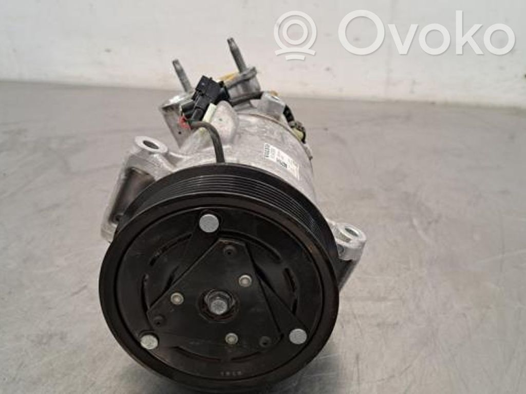 Volvo XC40 Compresor (pompă) aer condiționat (A/C) 