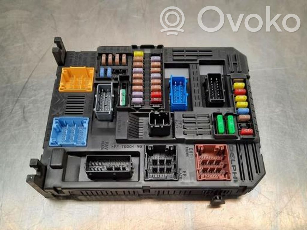 Fuse box set   9832880280,9832880280