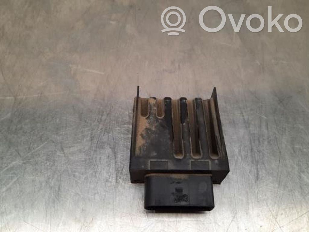 Volkswagen Golf VII Unité de commande / module de pompe à carburant