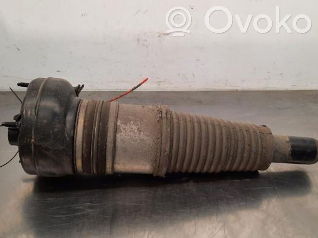Audi A6 S6 C7 4G Etuiskunvaimennin 