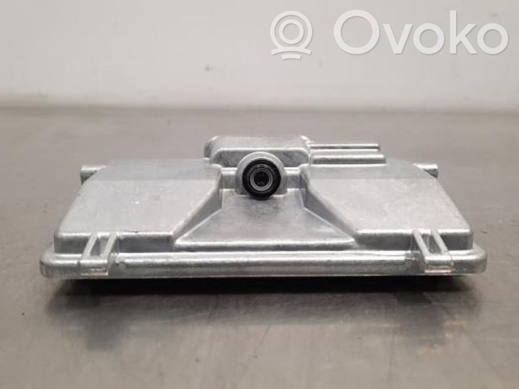 Windshield/windscreen camera