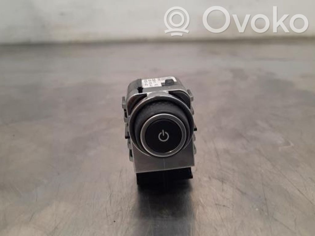 Inne części karoserii   L8B218X10AB,LR130641,LR130641