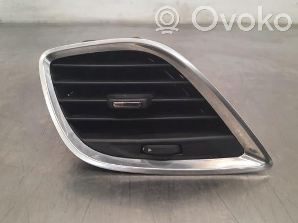 Opel Mokka Rejilla de ventilación central del panel 