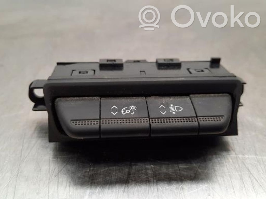 Renault Trafic III (X82) Suspension ride height/mode switch 