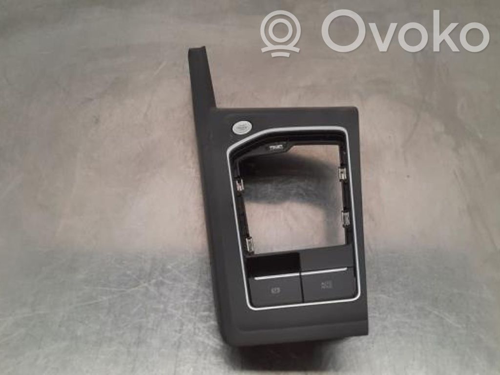 Volkswagen Golf VIII Center console 