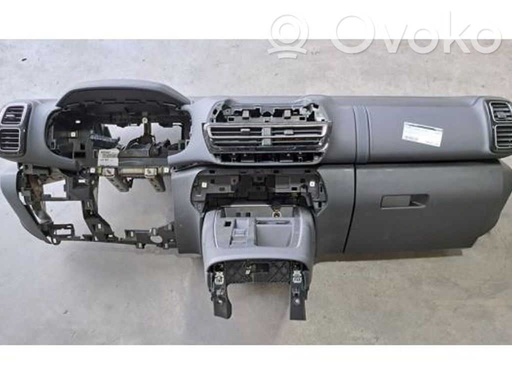 Citroen C5 Aircross Armaturenbrett Cockpit 