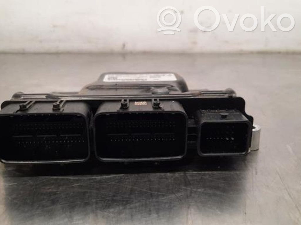 Renault Trafic III (X82) Engine control unit/module 