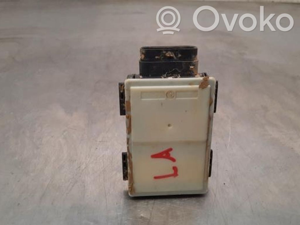 BMW 8 G15 Sensor de radar Distronic 