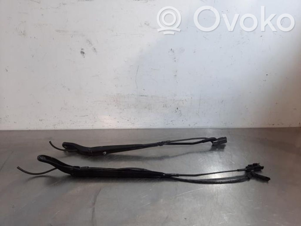 Front wiper blade arm   9839409380,9839409380